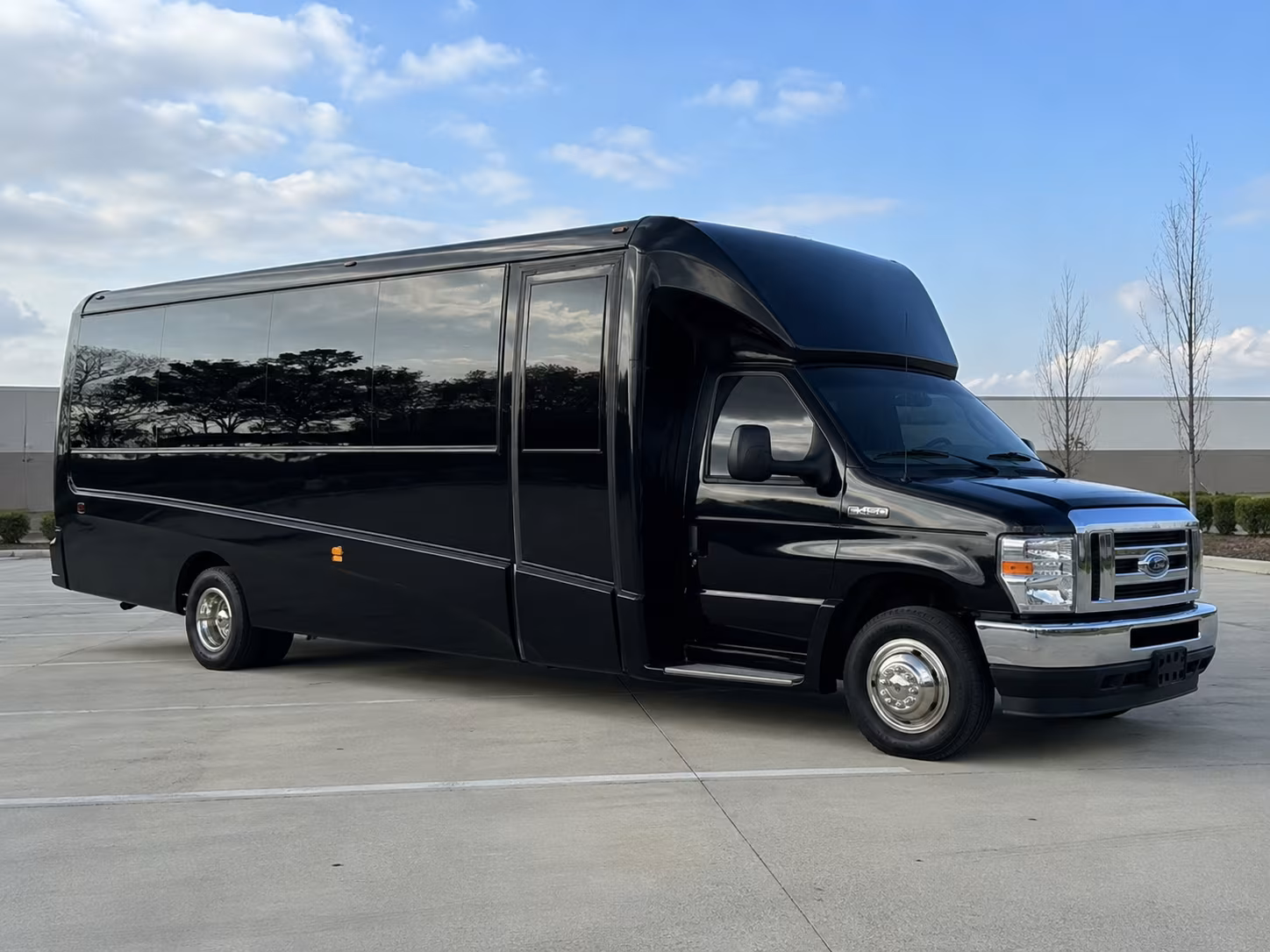 bakersfield parking shuttle and park and ride bus rentals