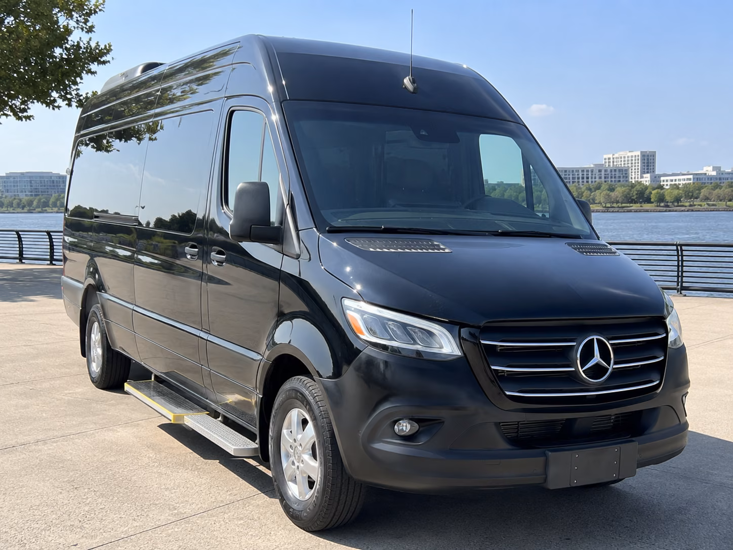 rent a bus for live music and private events around bakersfield
