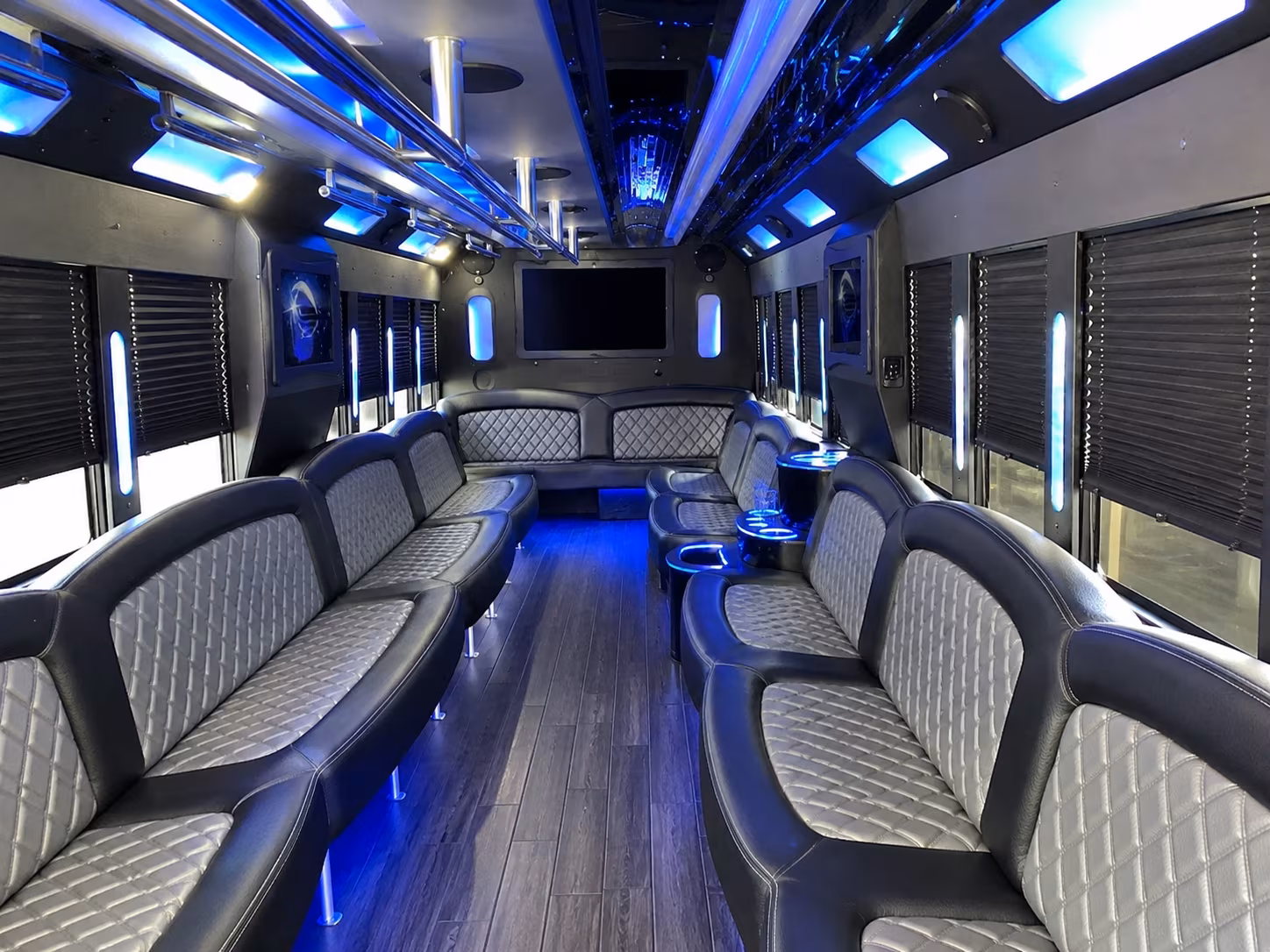 shuttle to meadows field airport